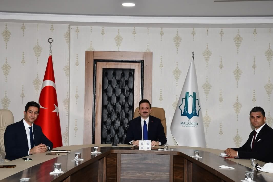 Malazgirt’te 1071 ruhuna yakışır spor hamlesi
Malazgirt’te 1071 ruhuna yakışır spor hamlesi