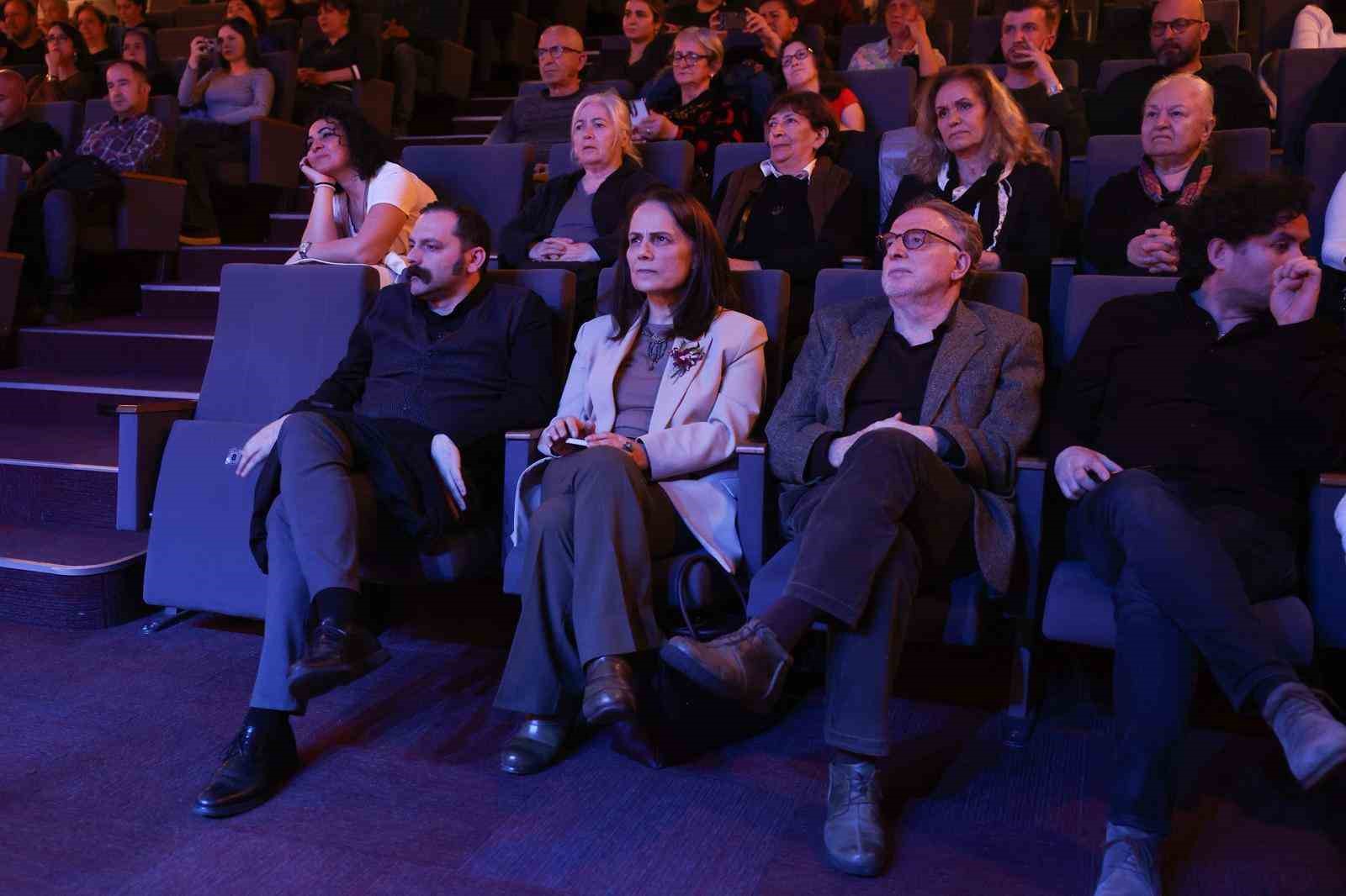 Maltepe’de Sabahattin Ali rüzgârı esti
Maltepe’de Sabahattin Ali rüzgârı esti