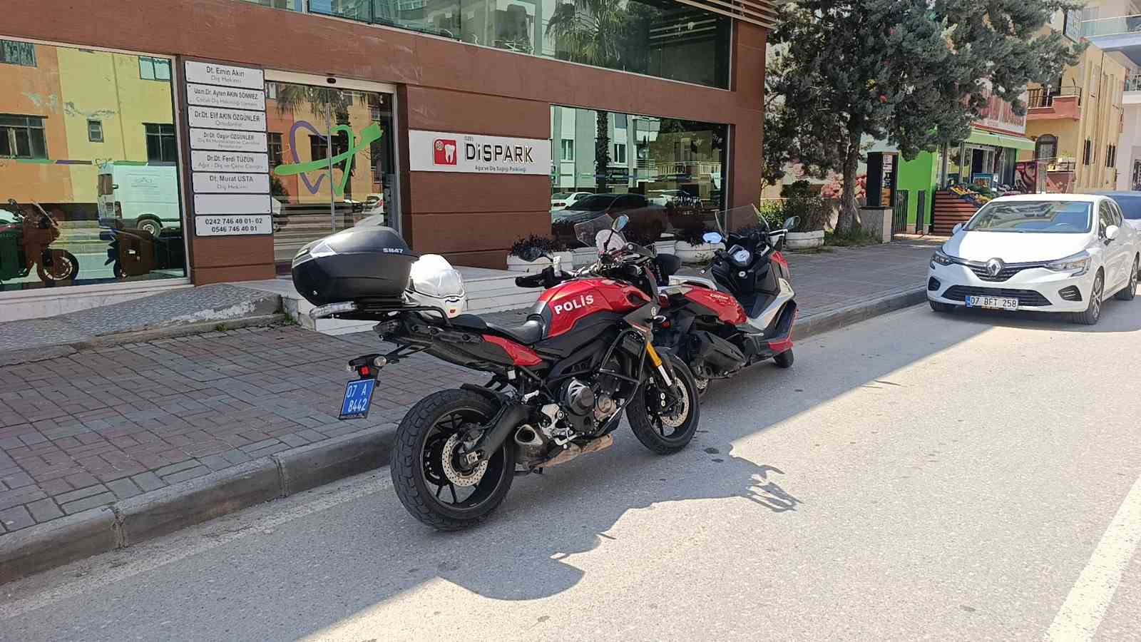 Manavgat’ta ’dur’ ihtarına uymayan motosikletliye 265 bin ceza

