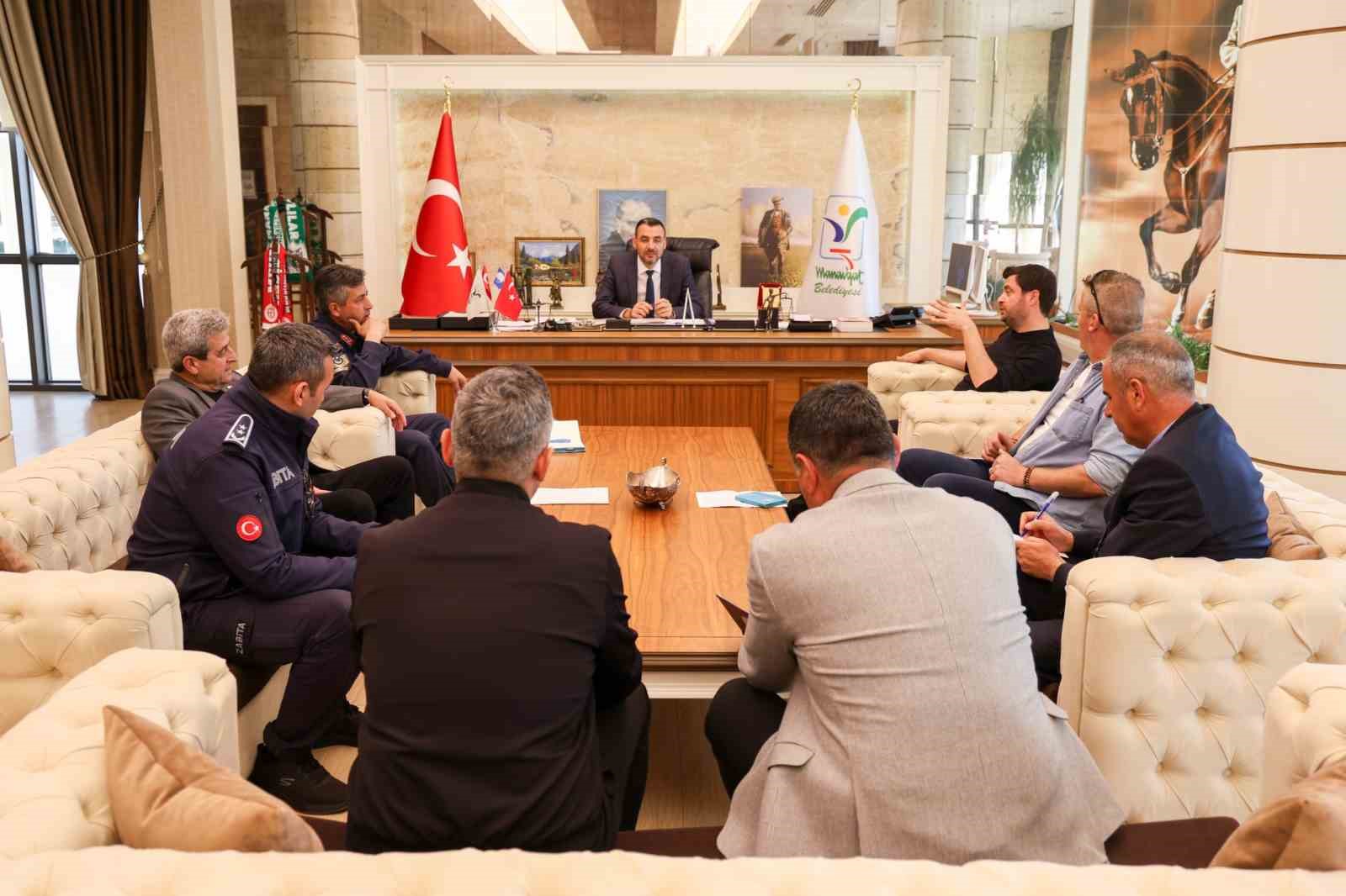 Manavgat’ta sezon öncesi ulaşım ve güvenlik masaya yatırıldı
