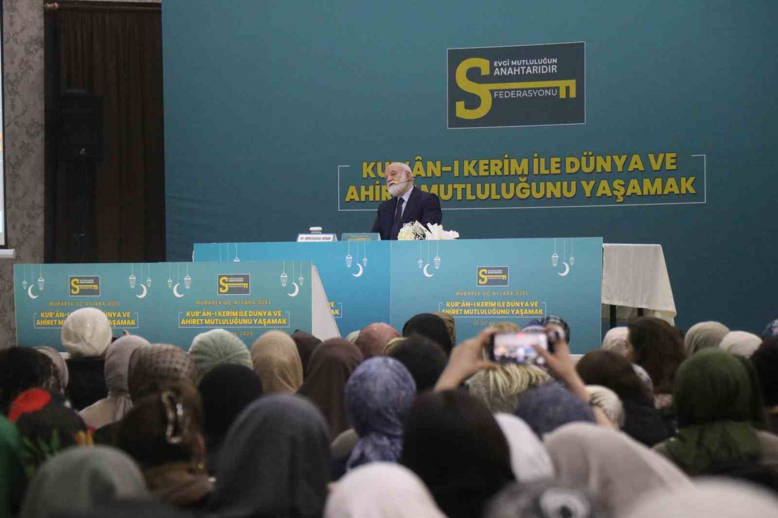 Maneviyat ve bilim aynı kürsüde buluştu
