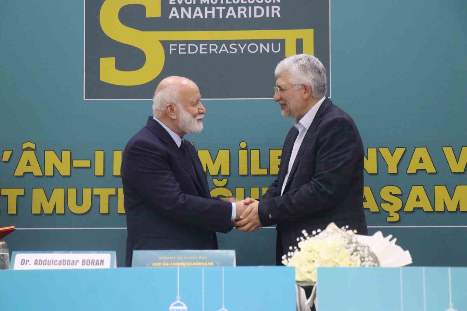 Maneviyat ve bilim aynı kürsüde buluştu
