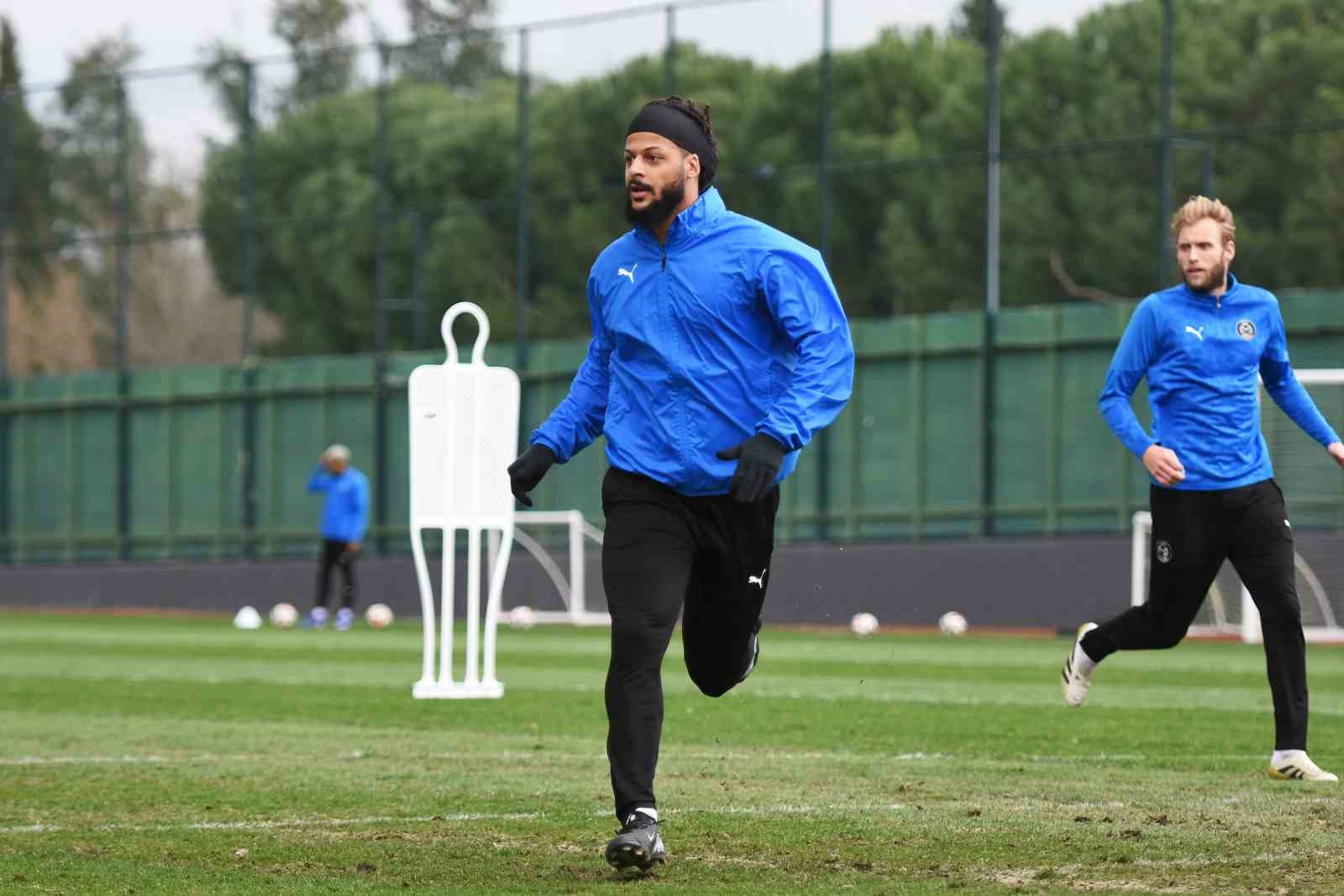 Manisa FK, Boluspor maçı hazırlıklarını sürdürdü
