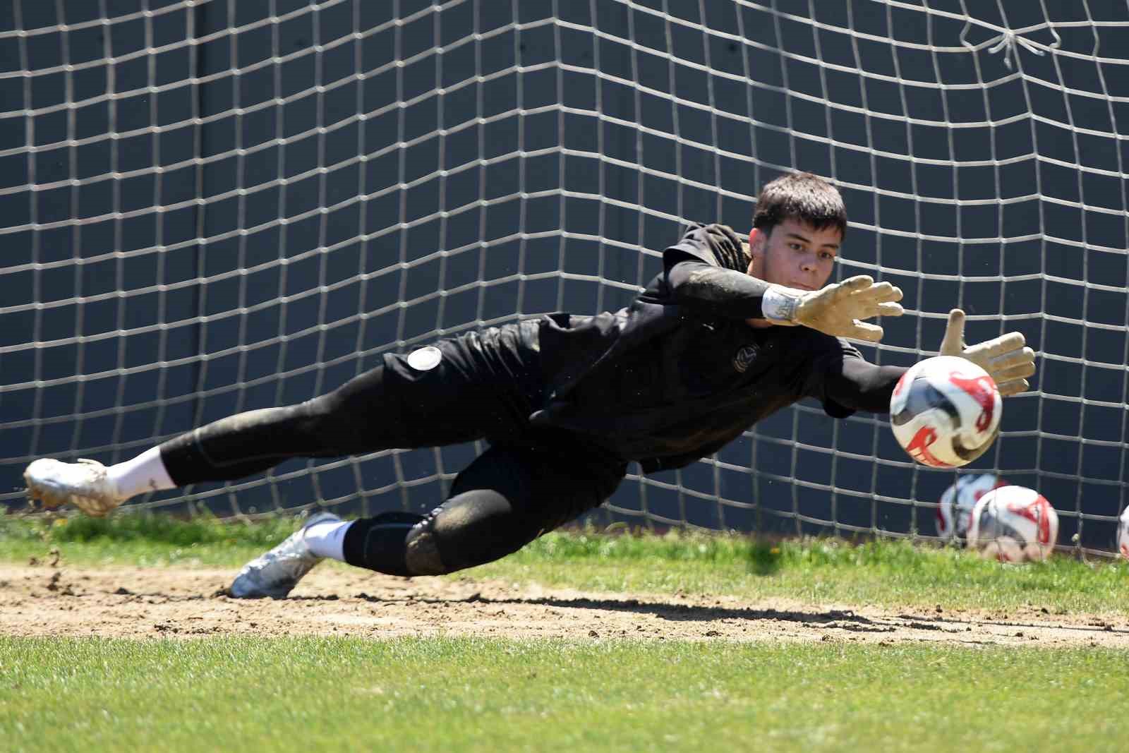 Manisa FK, Sakaryaspor maçı hazırlıklarına başladı
