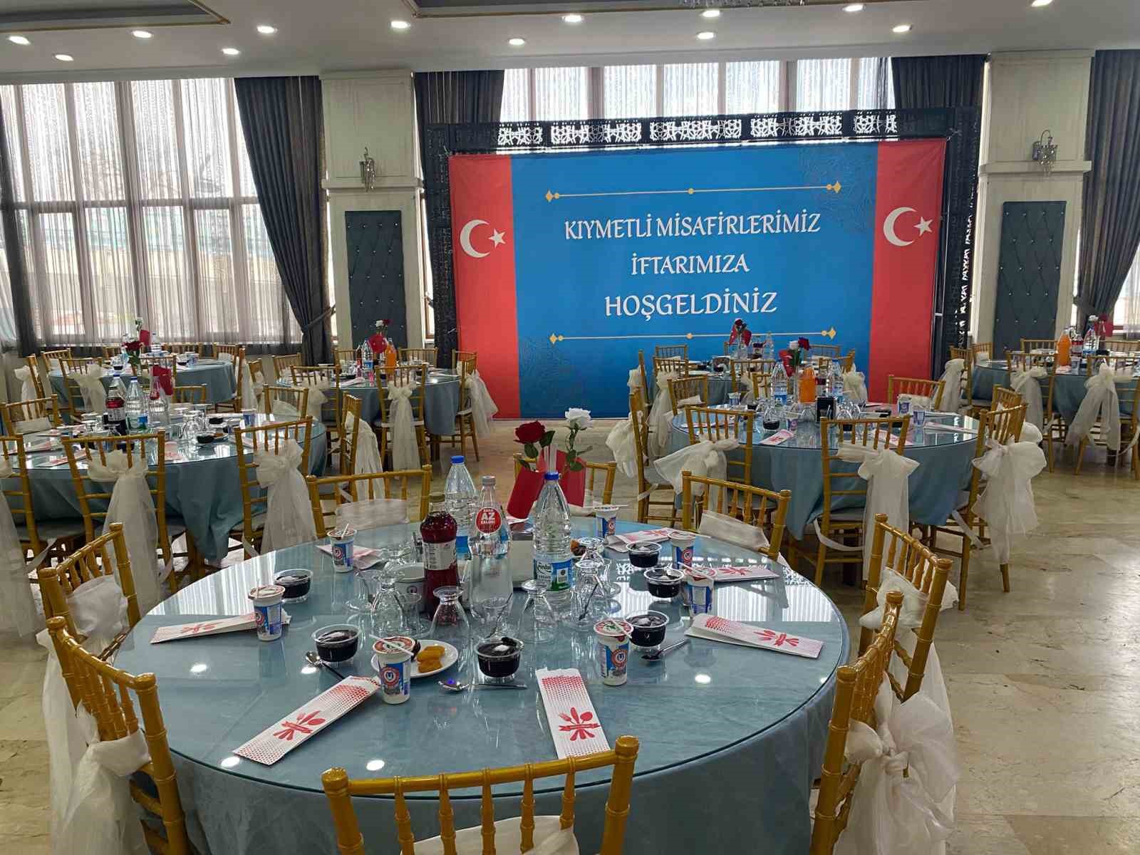 Manisa İl Milli Eğitim’den devlet korumasındaki çocuklara iftar
