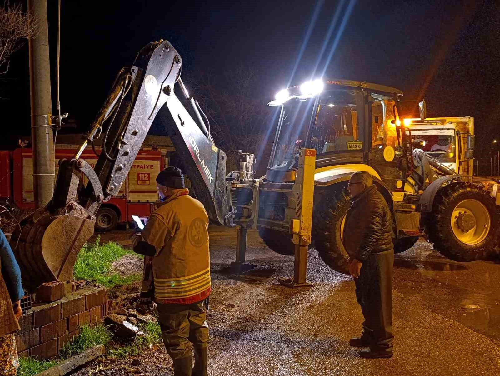 Manisa’da 1000 kişilik yağış seferberliği
