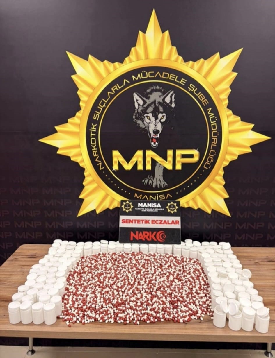 Manisa’da 14 bin 866 adet sentetik hap ele geçirildi
