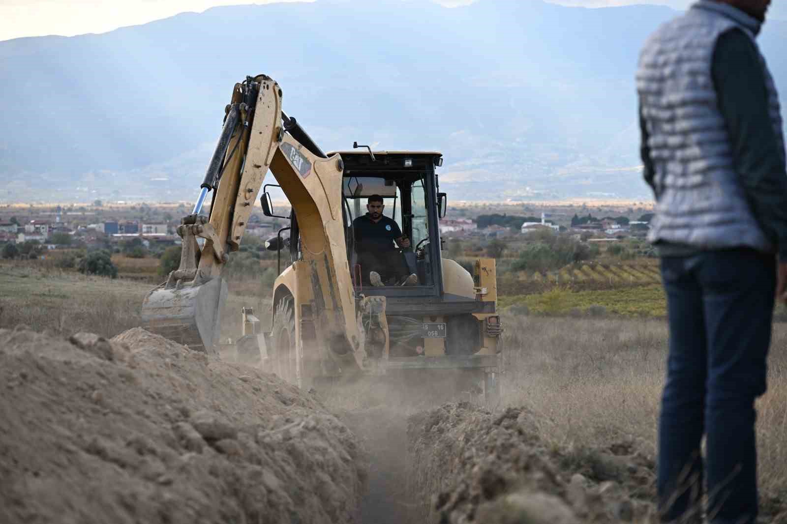 Manisa’da 45 yıllık asbestli içme suyu hattı tarihe karışıyor
Manisa’da 45 yıllık asbestli içme suyu hattı tarihe karışıyor