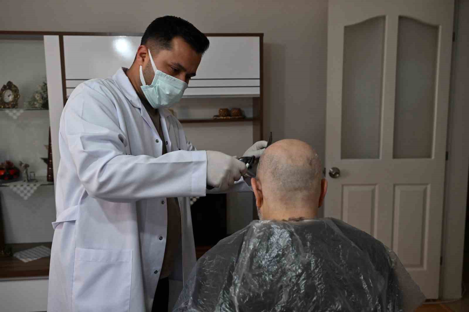 Manisa’da 65 yaş üstüne sağlıktan kişisel bakıma kapsamlı destek
