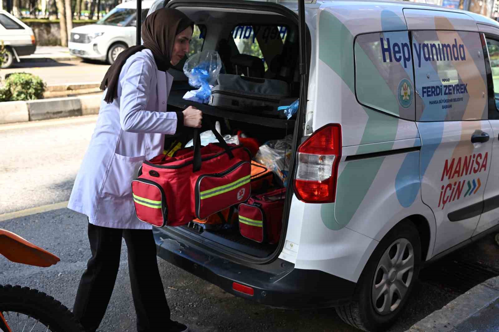 Manisa’da 65 yaş üstüne sağlıktan kişisel bakıma kapsamlı destek
