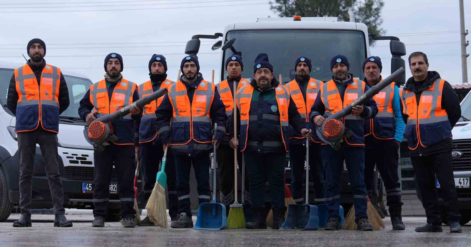 Manisa’da çevre kirliliğine ‘Çöp Avcıları’ dur diyecek
Manisa’da çevre kirliliğine ‘Çöp Avcıları’ dur diyecek