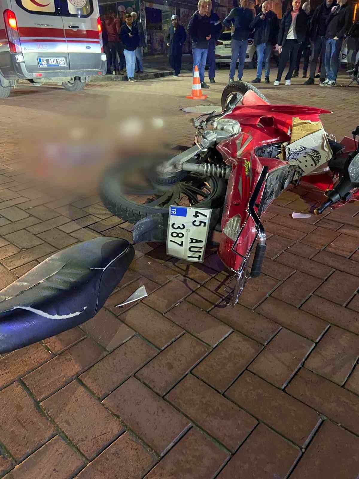 Manisa’da feci kaza: Motosiklet sürücüsü hayatını kaybetti
