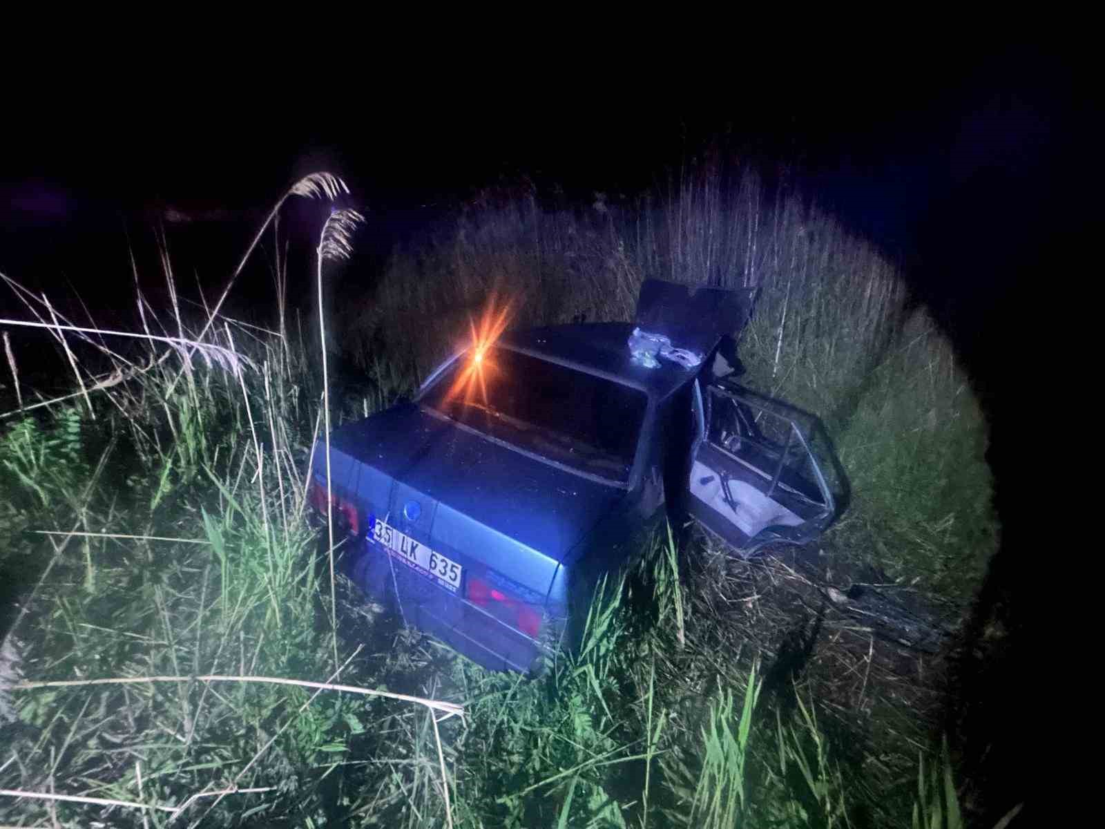 Manisa’da otomobil kanala uçtu: 2 ölü, 5 yaralı
