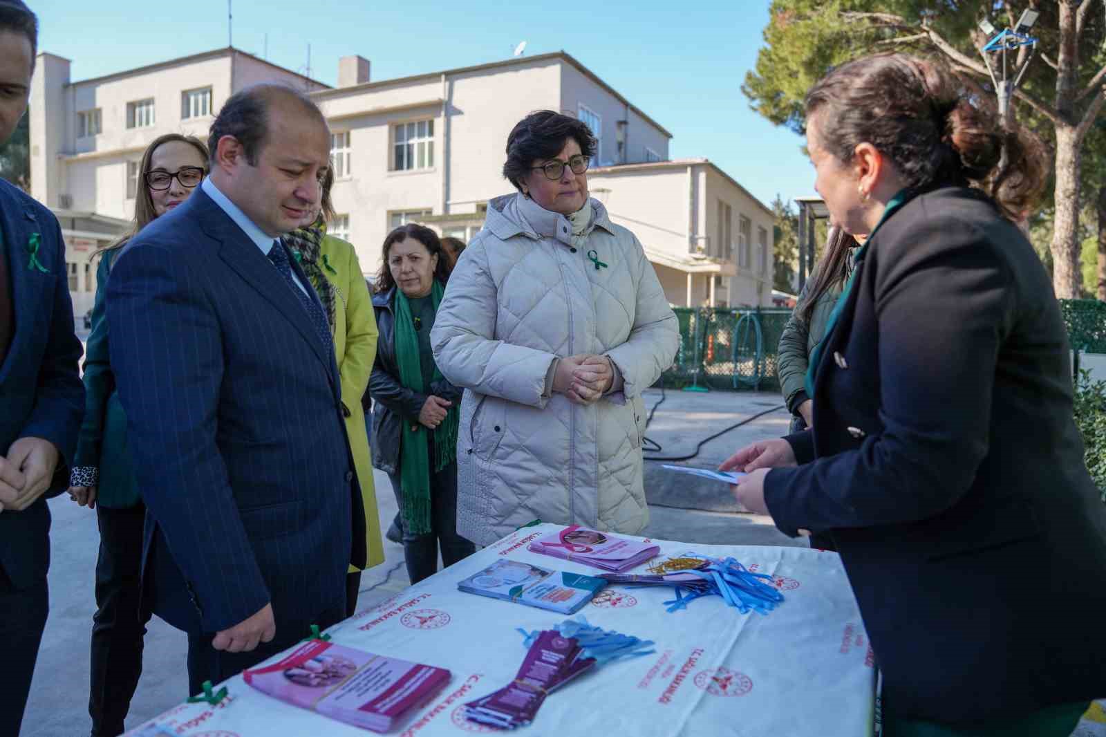 Manisa’da rahim ağzı kanseri tarama aracı hizmete girdi

