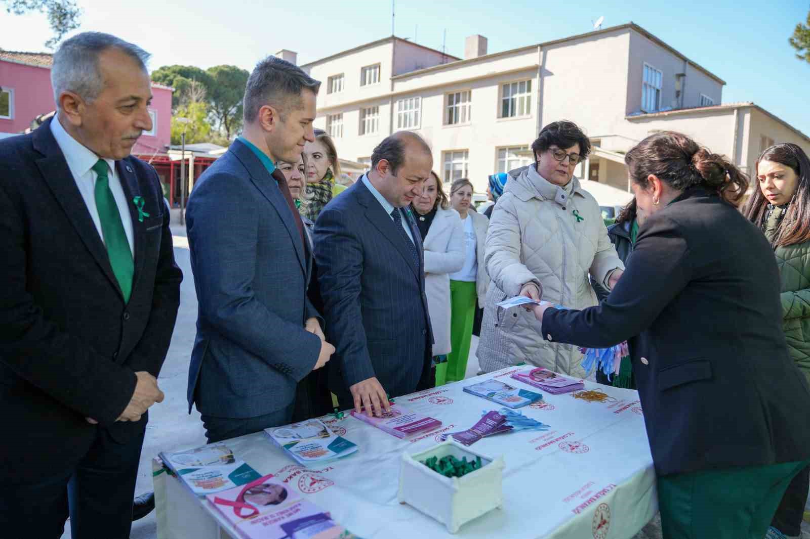 Manisa’da rahim ağzı kanseri tarama aracı hizmete girdi
