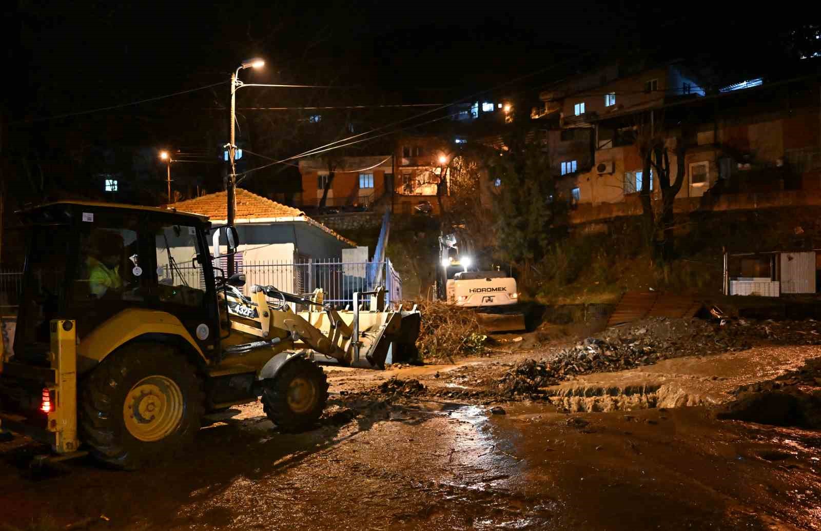 Manisa’da ’sağanak yağış’ seferberliği
