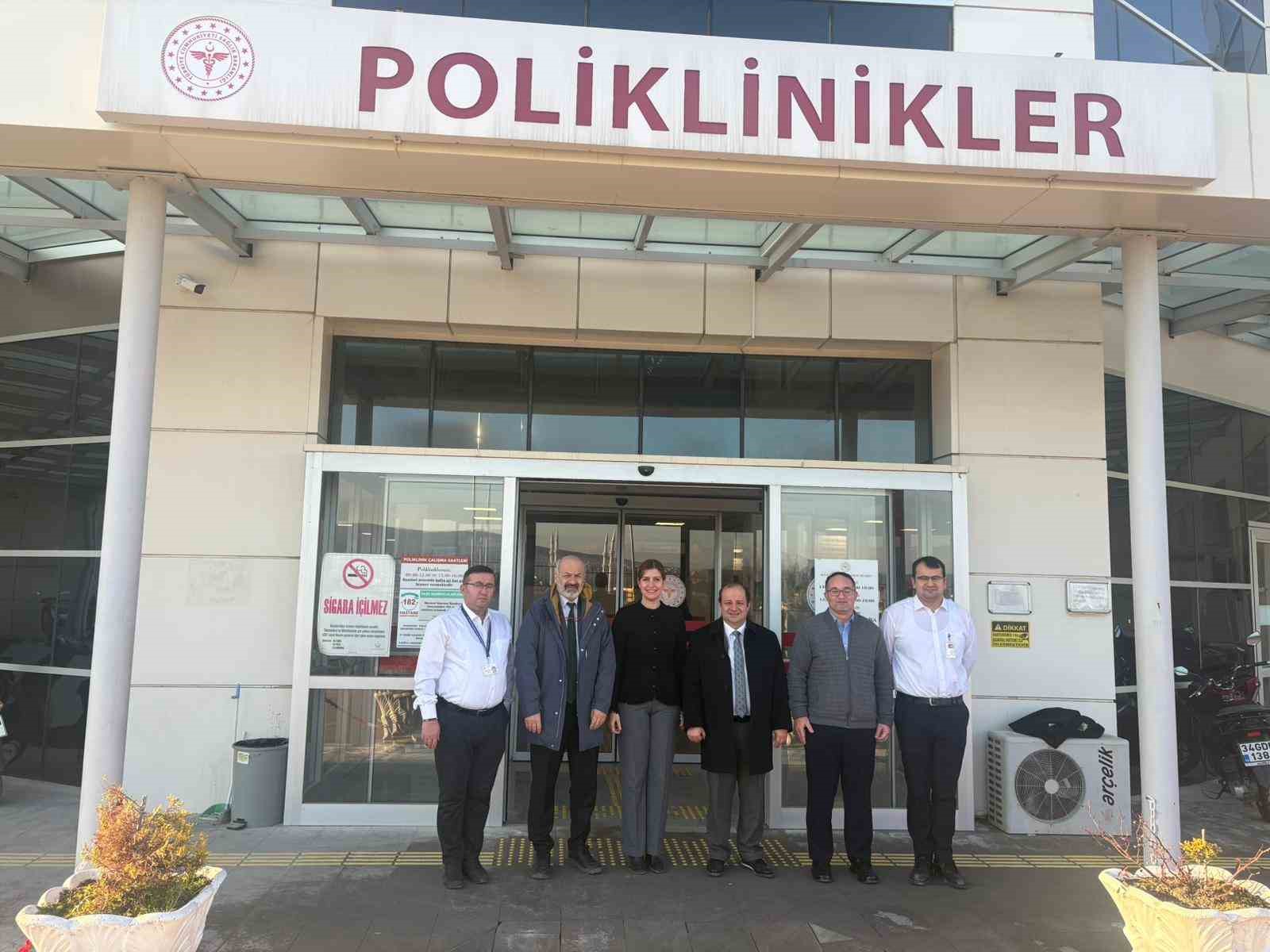 Manisa’da sağlık hizmetlerinde kalite ve erişim hedefi büyüyor
Manisa’da sağlık hizmetlerinde kalite ve erişim hedefi büyüyor