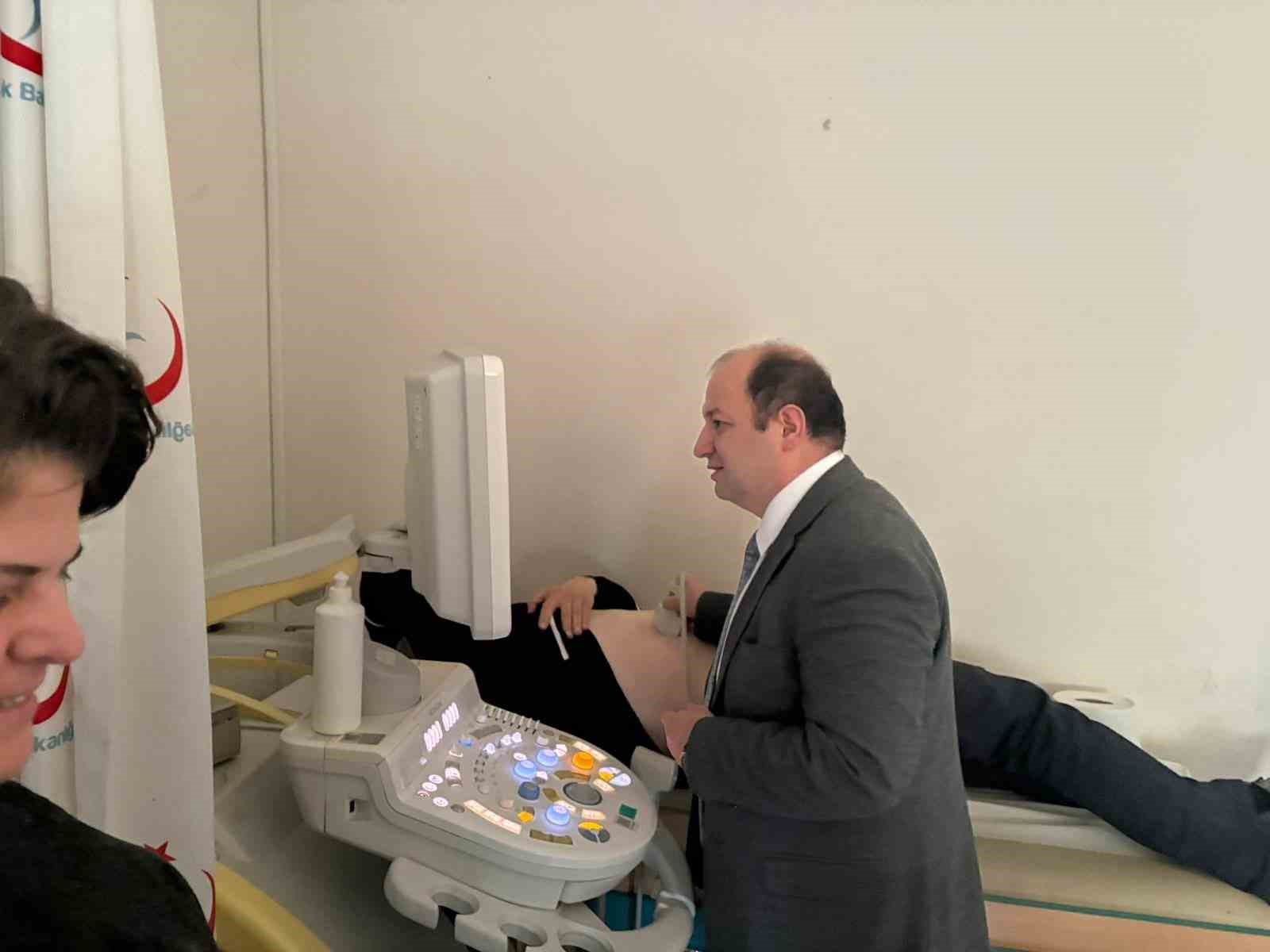 Manisa’da sağlık hizmetlerinde kalite ve erişim hedefi büyüyor
Manisa’da sağlık hizmetlerinde kalite ve erişim hedefi büyüyor