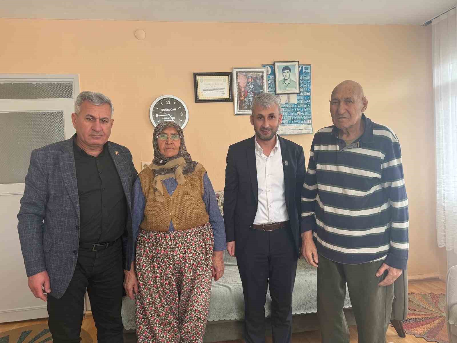 Manisa’da şehit emanetlerine ‘8 Mart’ vefası
