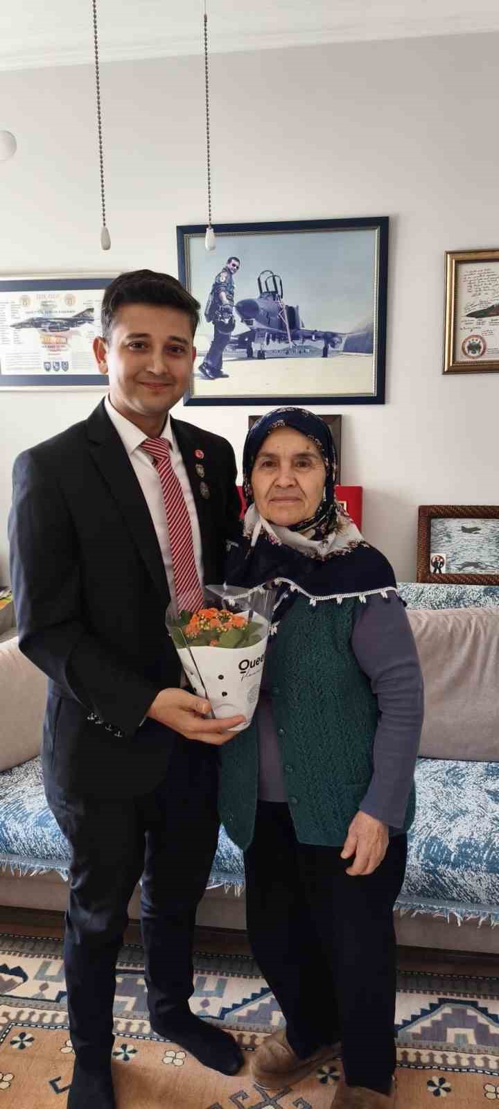 Manisa’da şehit emanetlerine ‘8 Mart’ vefası
