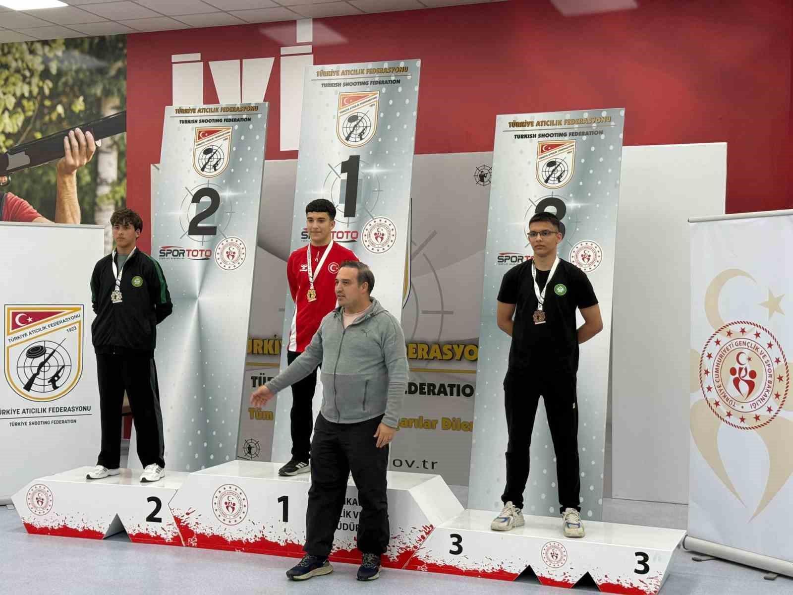 Manisalı atıcılardan 2 şampiyonluk
