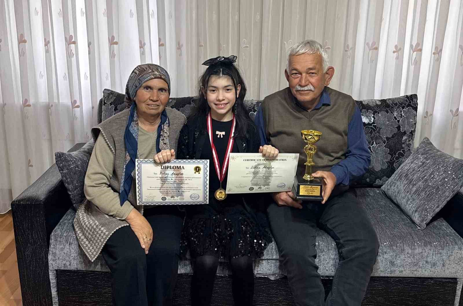 Manisalı minik piyanistten uluslararası başarı
