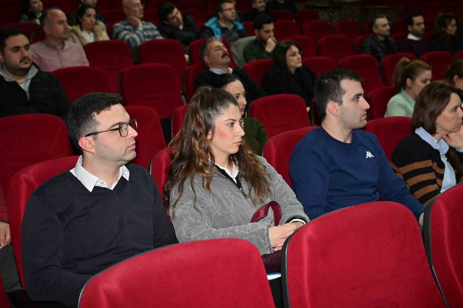 Manisa’nın iklim haritası ortak akılla güncelleniyor
Manisa’nın iklim haritası ortak akılla güncelleniyor