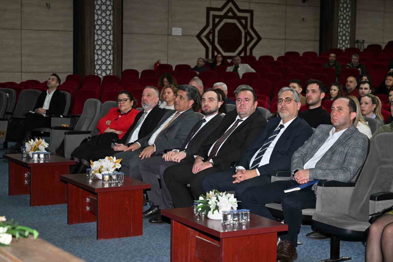 Manisa’nın iklim haritası ortak akılla güncelleniyor
Manisa’nın iklim haritası ortak akılla güncelleniyor