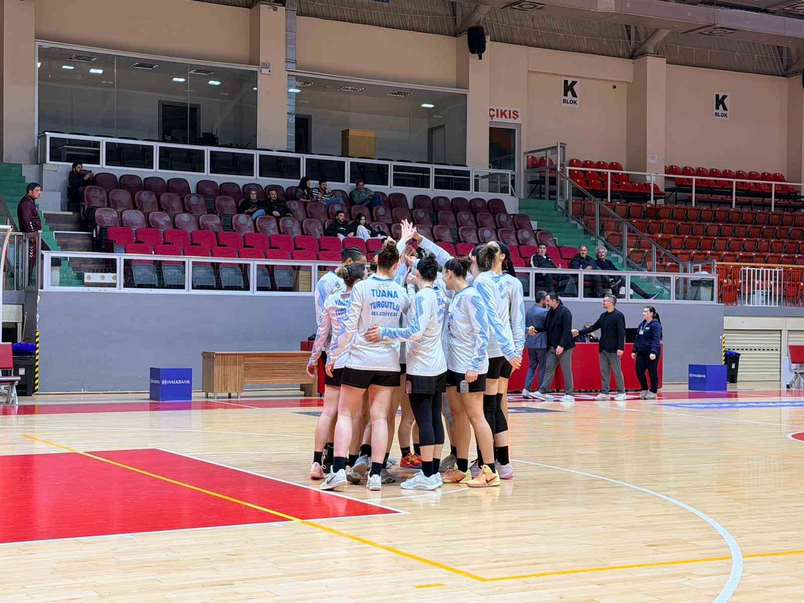 Manisa’nın potadaki tek kadın takımı yarı finalde
