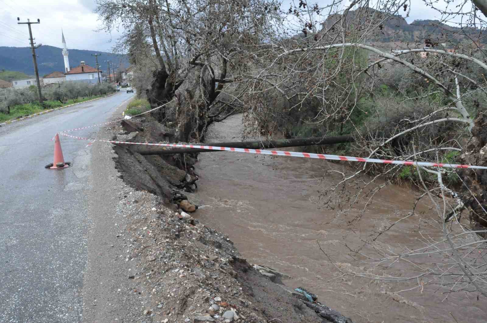Manisa’nın Salihli ilçesi yağış felaketi yaşadı
