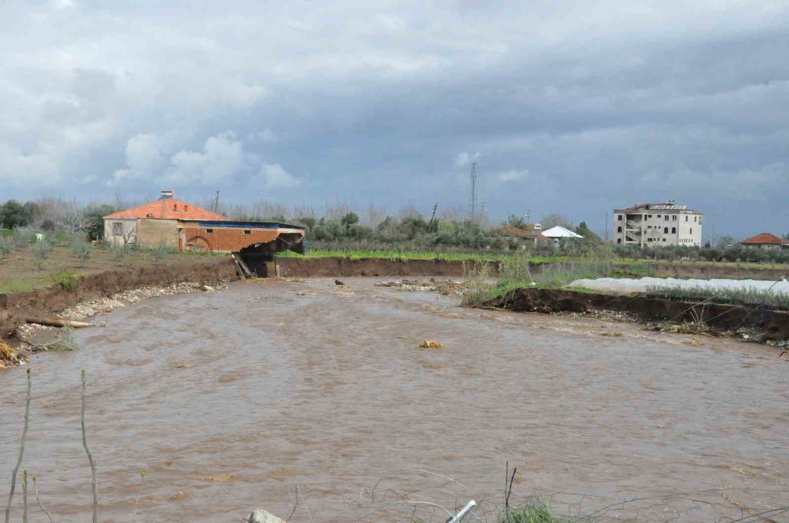 Manisa’nın Salihli ilçesi yağış felaketi yaşadı
