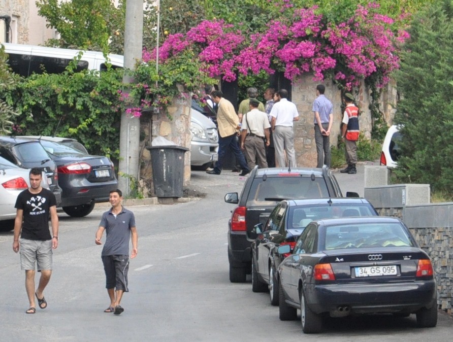 Manken Aslı Baş’ın ölümünde Yargıtay’ın kararı bozması sonrası yeni gelişme
Manken Aslı Baş’ın ölümünde Yargıtay’ın kararı bozması sonrası yeni gelişme