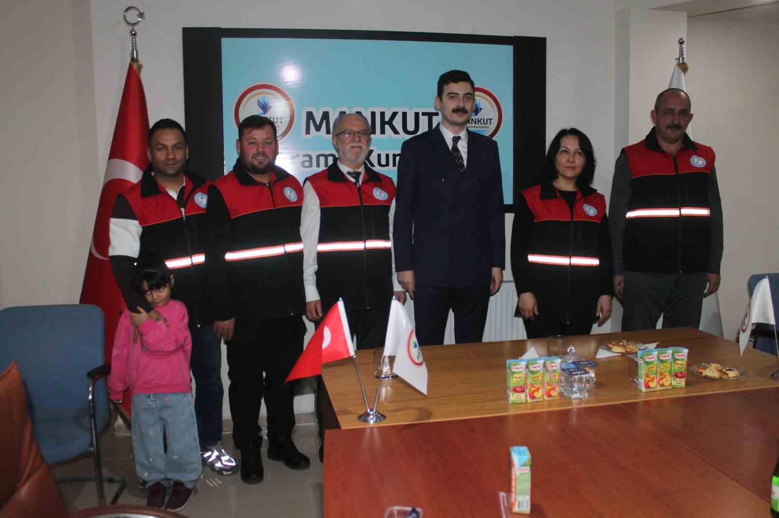 Manyas’ta arama kurtarma derneği kuruldu
Manyas’ta arama kurtarma derneği kuruldu