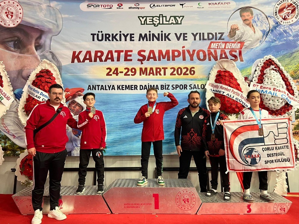 Manyas’tan karate şampiyonasında çifte derece
