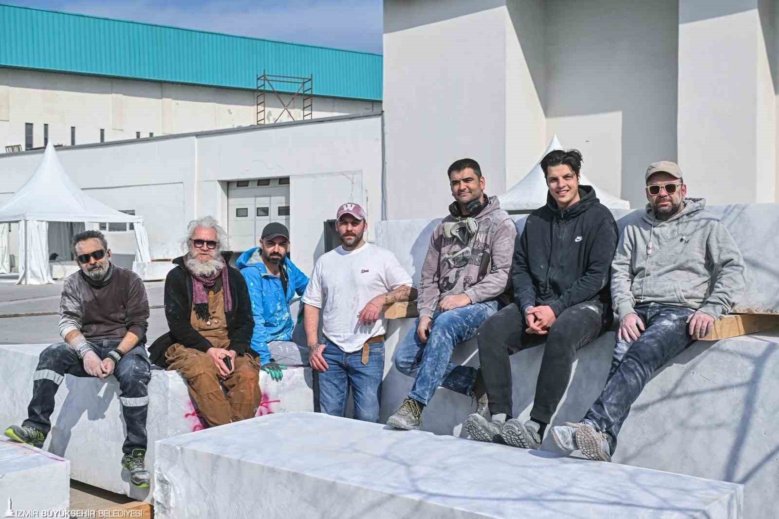 Marble İzmir’de mermer sanata dönüşüyor
