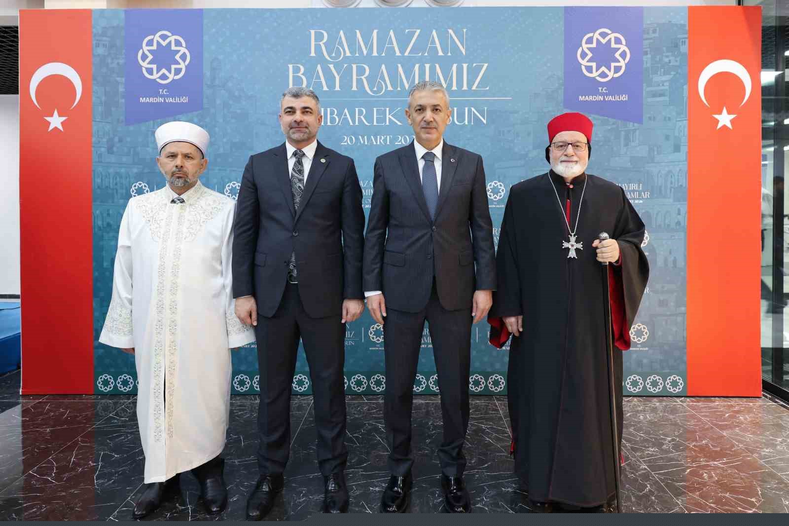 Mardin’de bayramlaşma coşkusu
