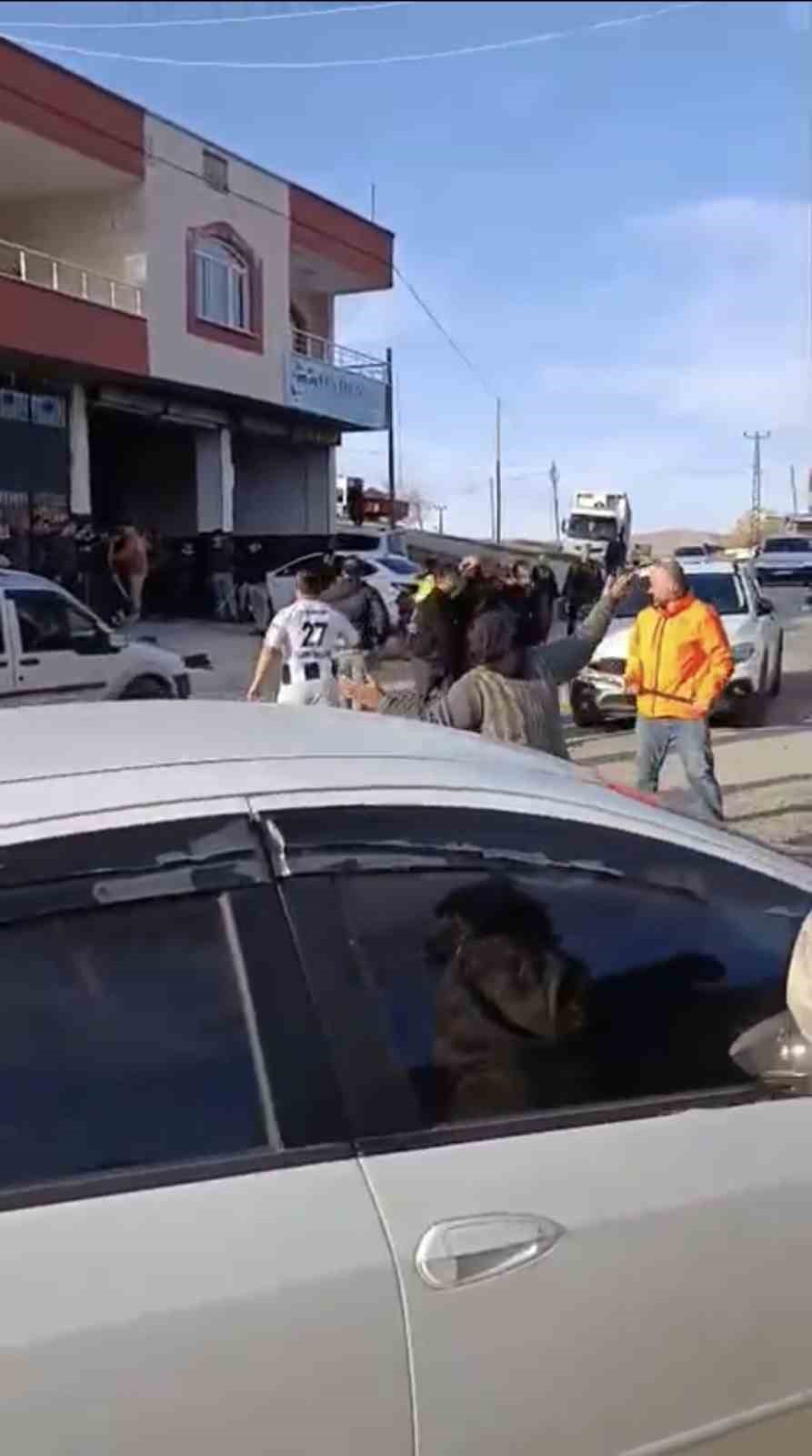 Mardin’de iki grup arasında sopalı kavga: 7 kişi yaralandı
