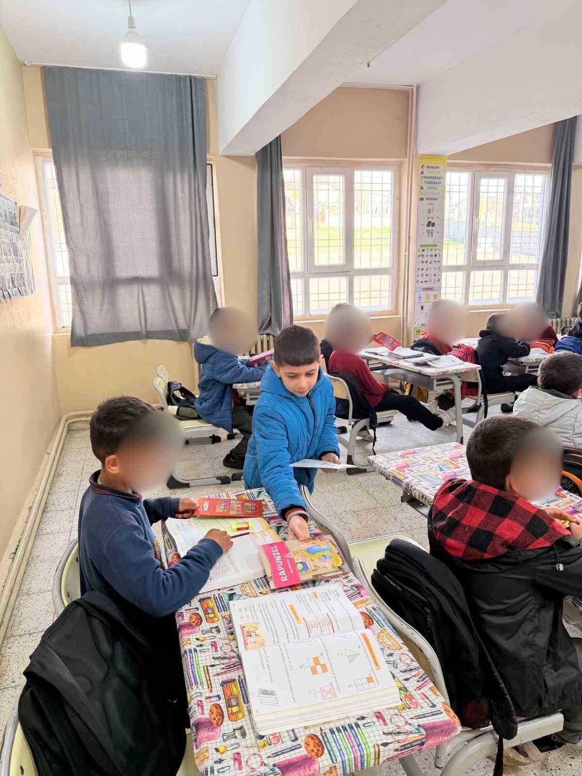 Mardin’de iyilik zinciri Yekta Projesiyle büyüyor
Mardin’de iyilik zinciri Yekta Projesiyle büyüyor