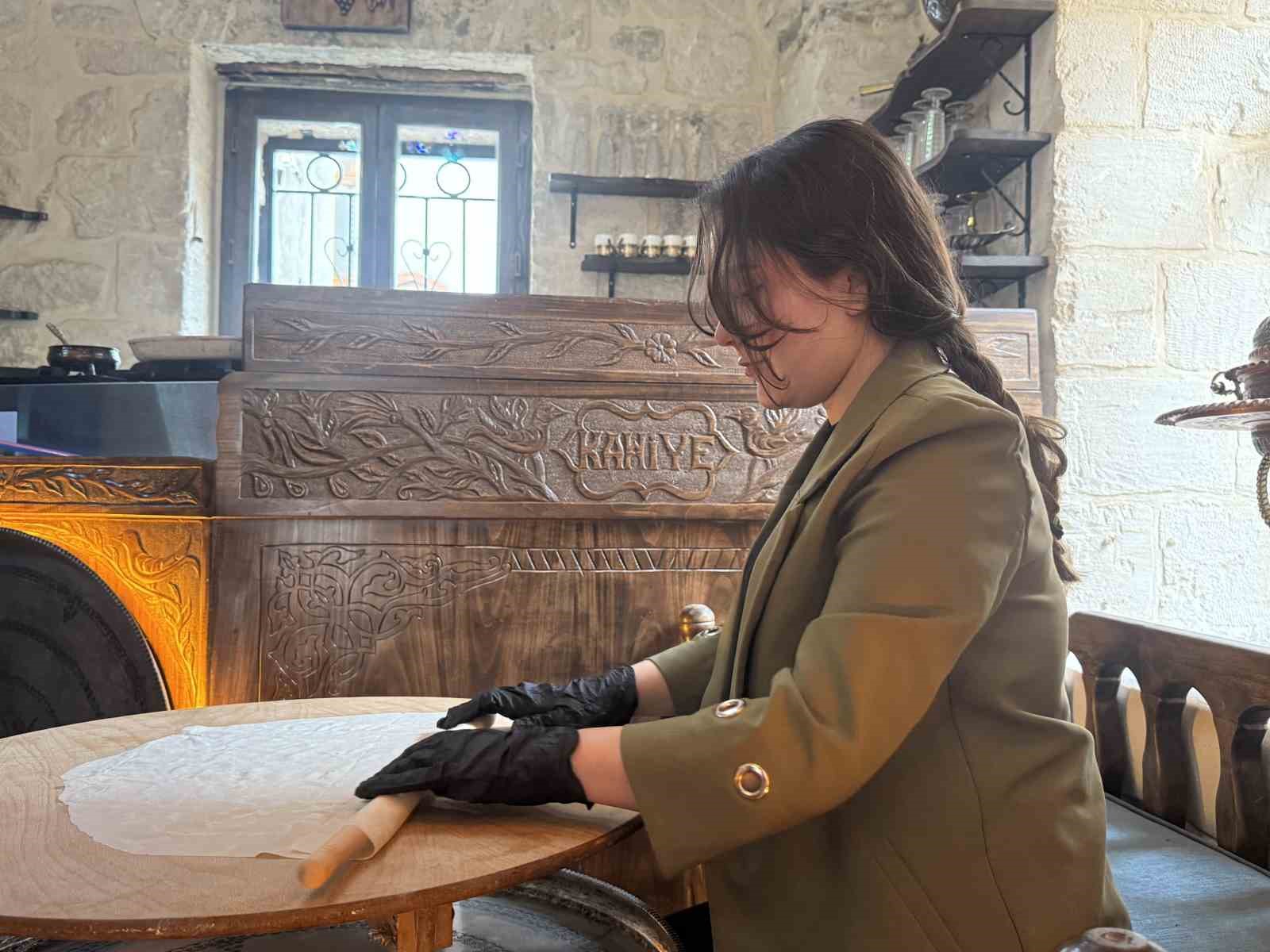 Mardin’de kahiye tatlısı geleneği Ramazan’da da yaşatılıyor
