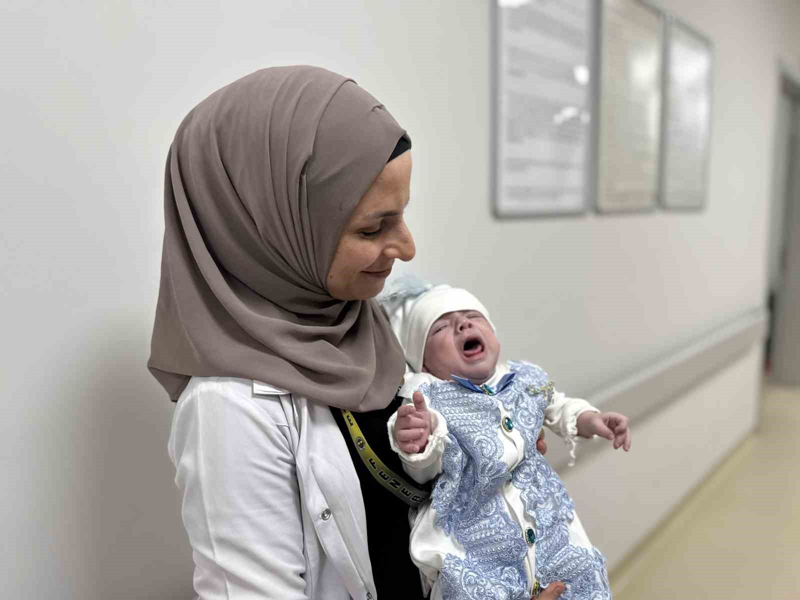 Mardin’de nadir görülen hastalıkla doğan bebek sağlığına kavuştu
