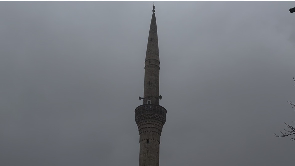 Mardin’de sis, yağmur ve rüzgar günlük hayatı olumsuz etkiledi
