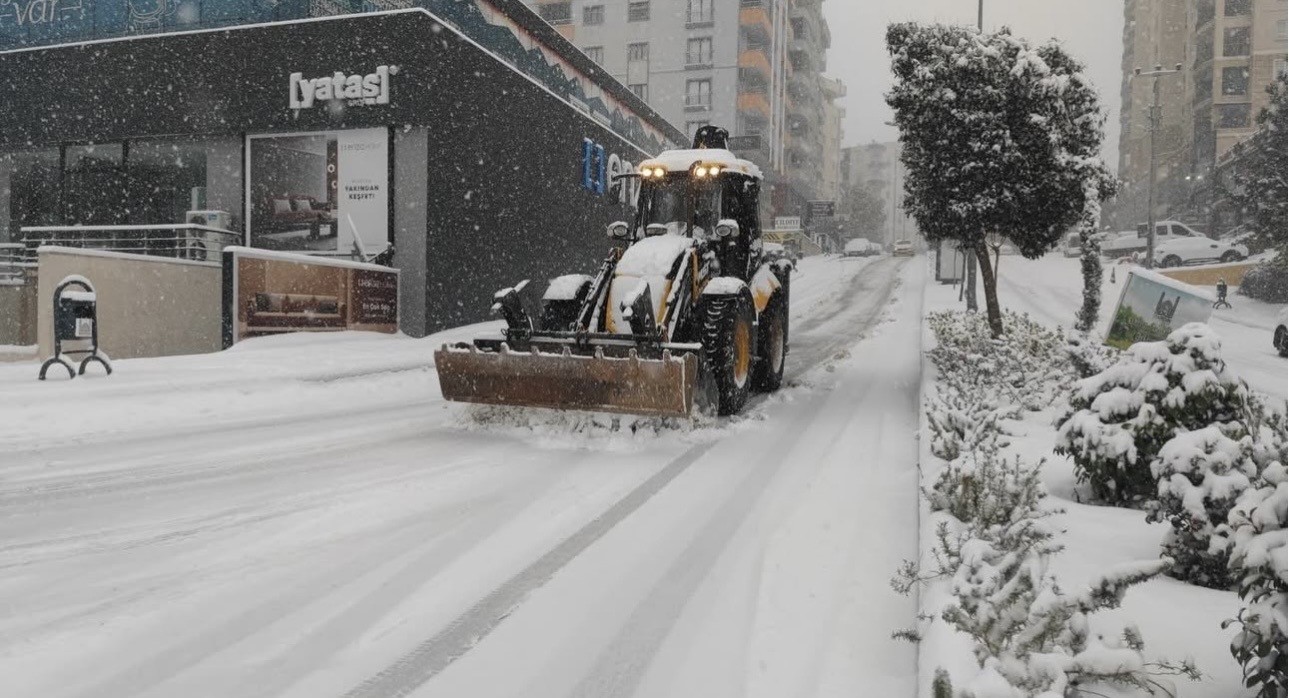 Mardin’de son yılların en yoğun kar yağışı
