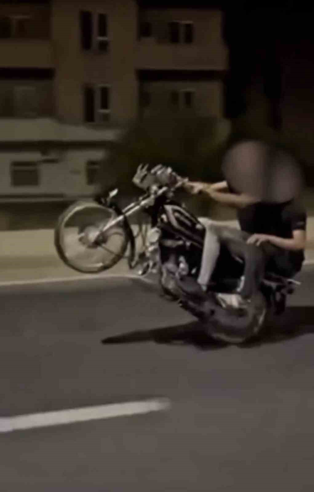 Mardin’de tek teker üzerinde giden motosiklet sürücüsü yakalandı
