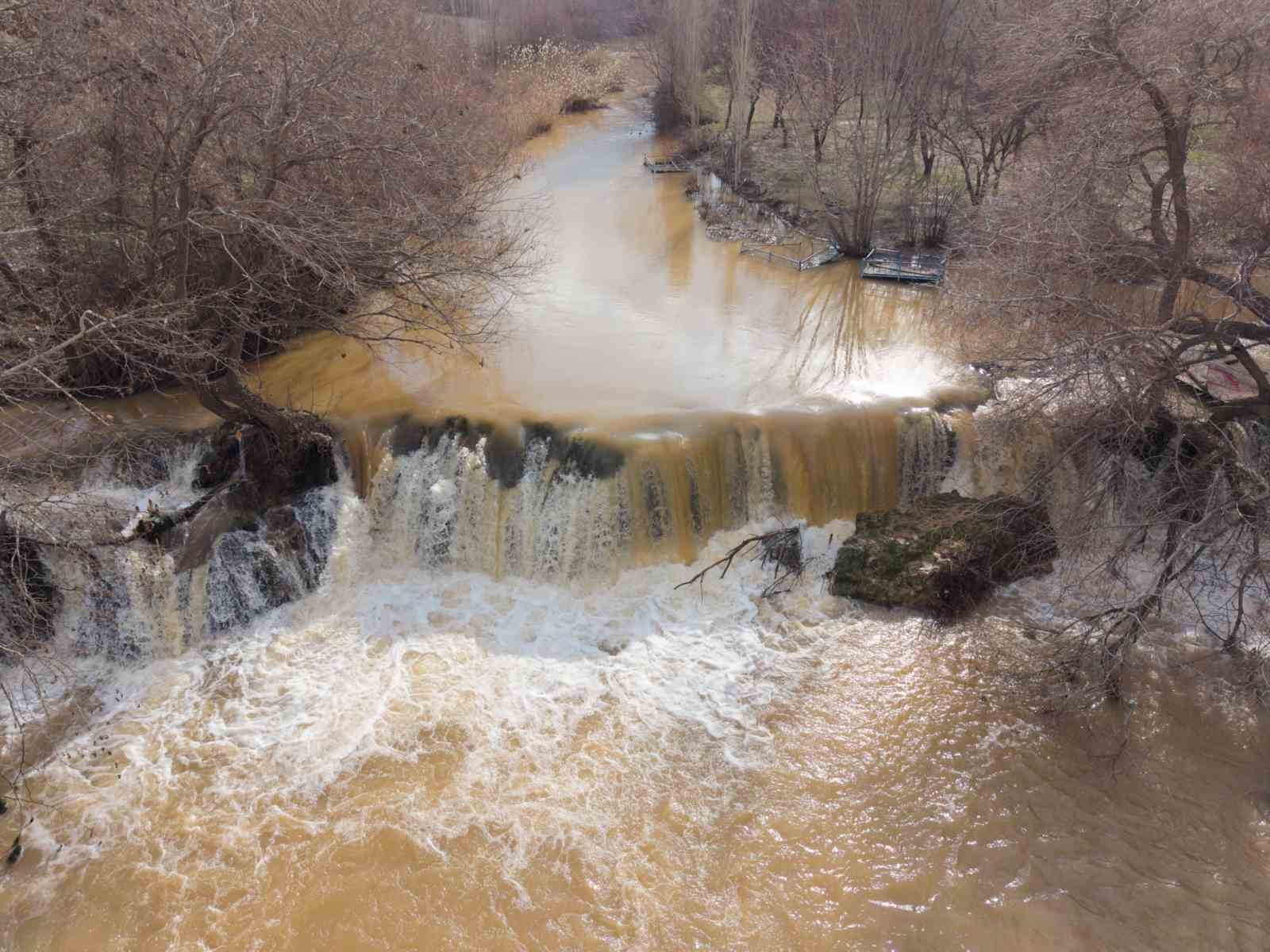 Mardin’in en önemli dinlenme alanlarından olan Reşan Çayı eski ihtişamına kavuştu
