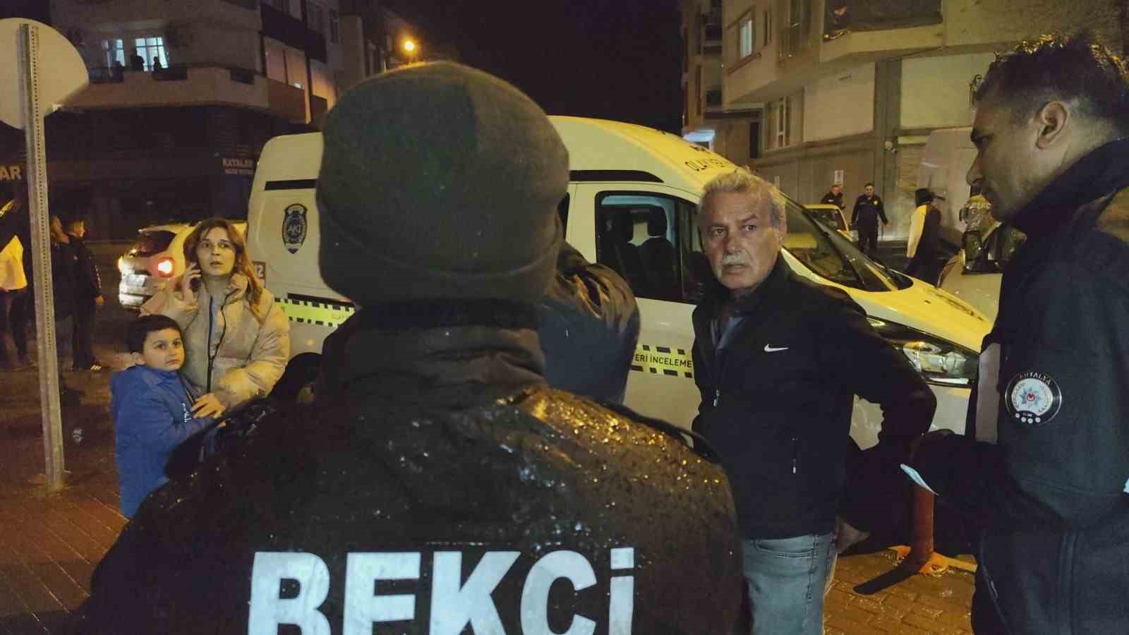 Markette işyeri sahibinin oğlu ile müşteri arasındaki tartışma cinayetle sonuçlandı
