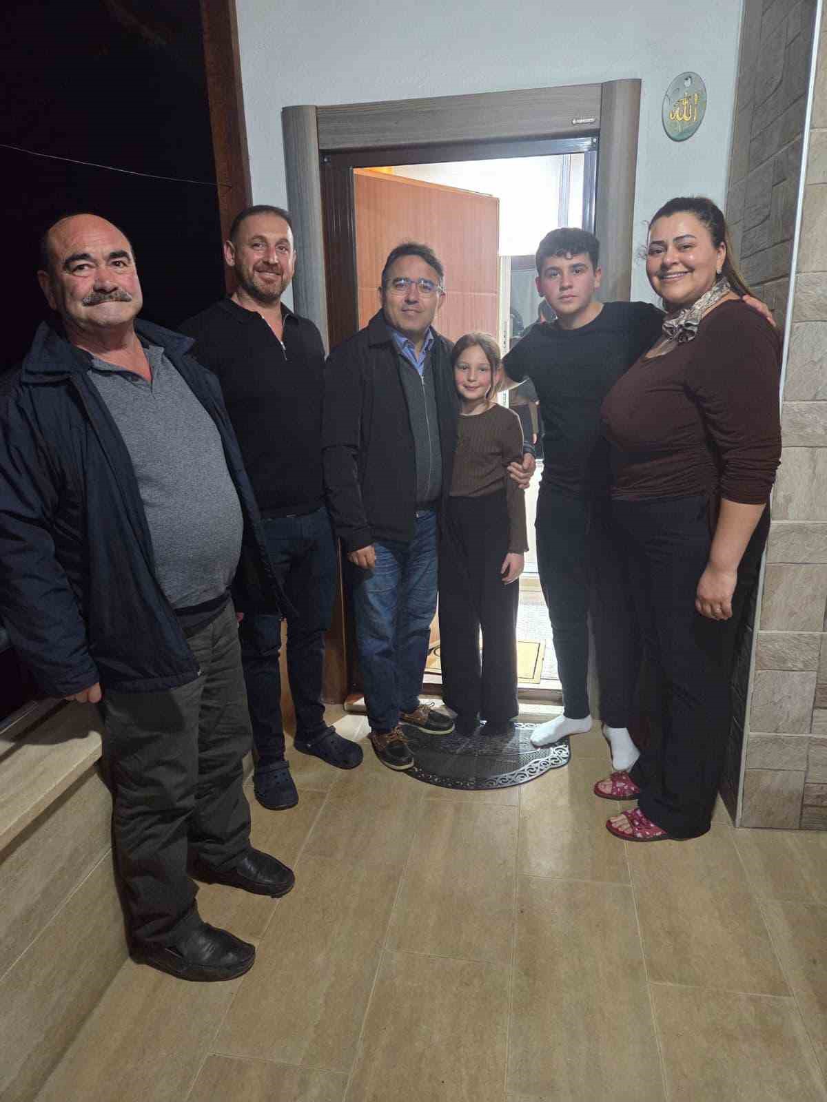 Marmaris Kaymakamı Kaya, Ramazan’da vatandaşlarla buluştu
