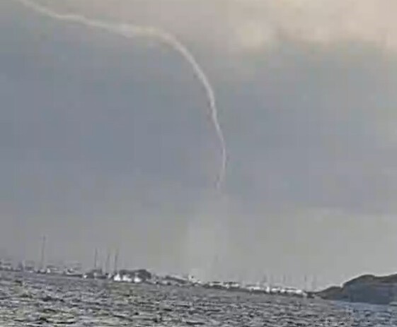 Marmaris Körfezi’nde hortum paniği
