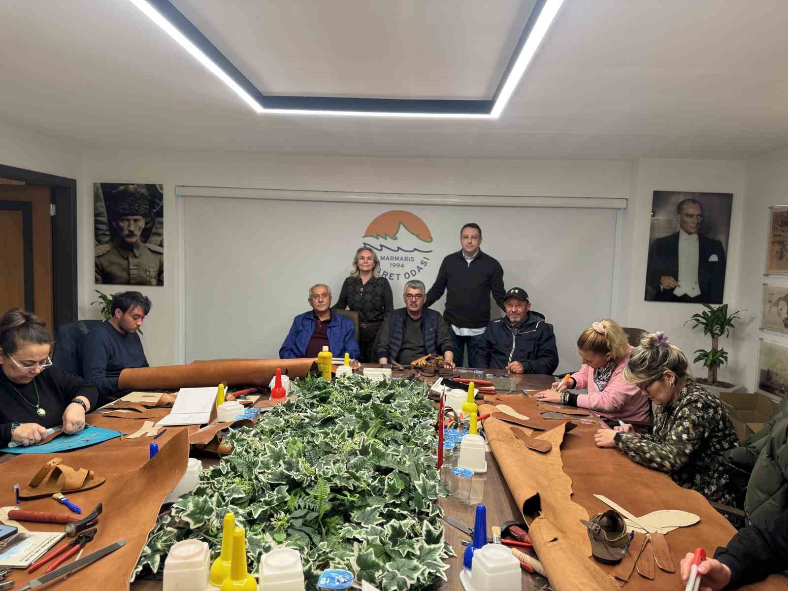 Marmaris’in köklü zanaatı yeniden hayat buluyor
Marmaris’in köklü zanaatı yeniden hayat buluyor