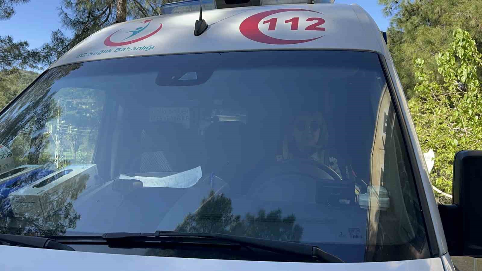 Marmaris’in tek kadın ambulans sürücüsü Fatma Nur Uçar: "Önceliğimiz hayat kurtarmak"
