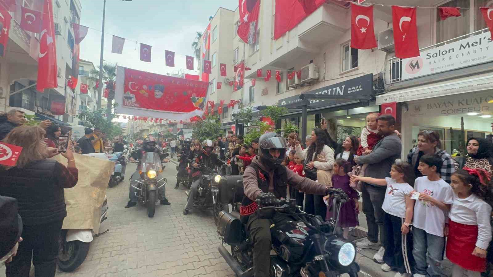 Marmaris’te 105 Sokak’ta bayram coşkusu büyüdü
